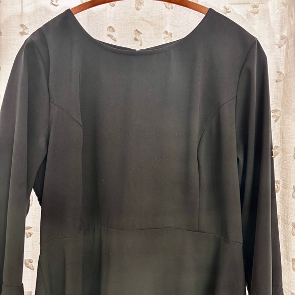 NWOT Old Navy Black Long Sleeve Dress sz L Bell Sleeve 3/4 - Picture 4 of 9